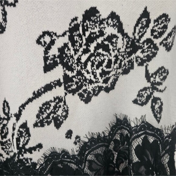 Chico's Open Front Floral Cardigan Sweater Sz 2 (L/XL) Lace Hem Feminine Chic - Picture 4 of 16